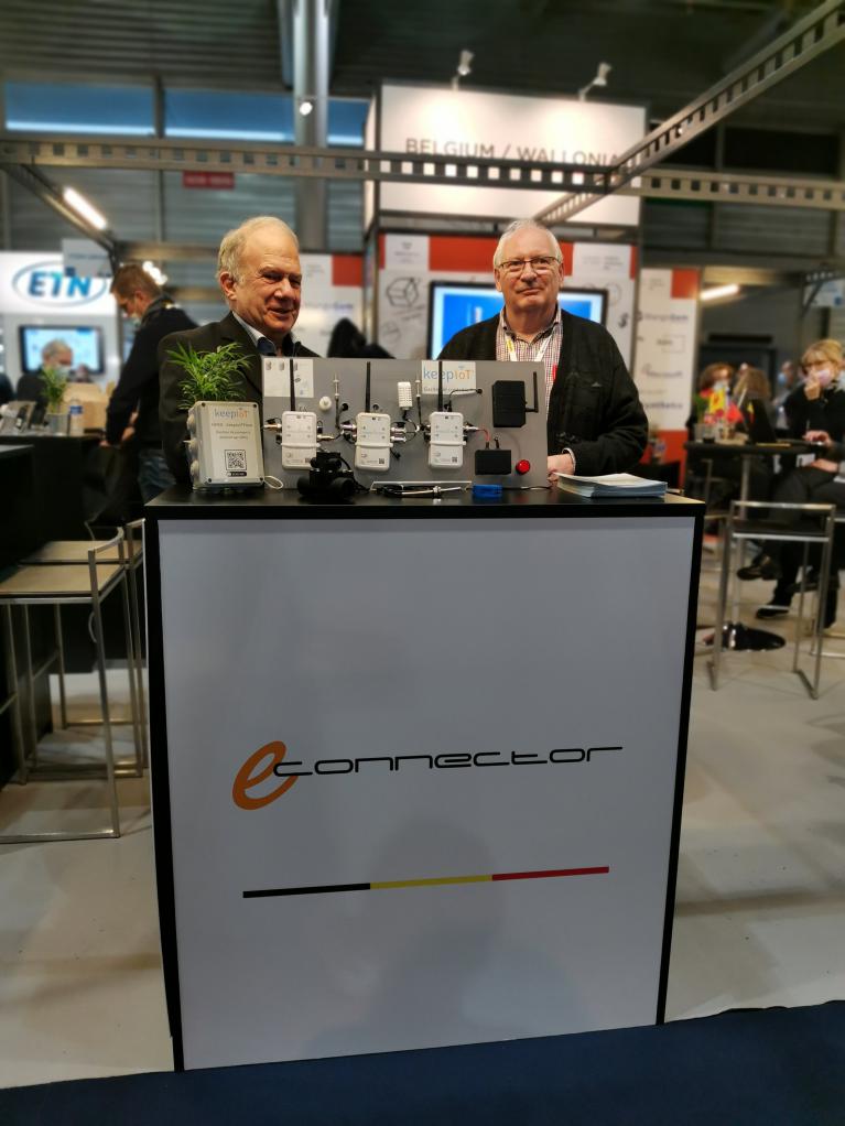 Christian Dufour et Patrick Lacroix sur stand au Industries 4.0 à Mulhouse en 2021